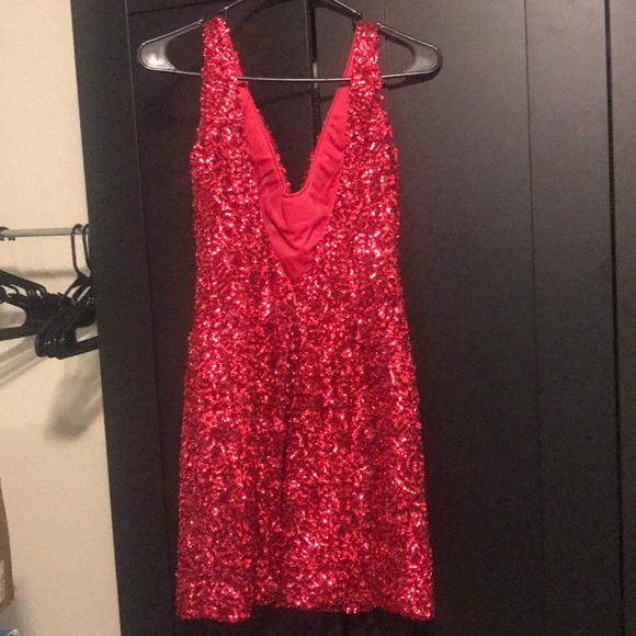 Formal sequined red dress - Picture 2 of 2